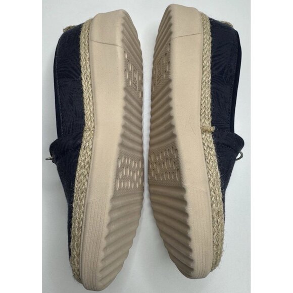 BZees Maui Blue Slip On Comfort Espadrille Comfort Shoe Size 10 - Picture 3 of 9
